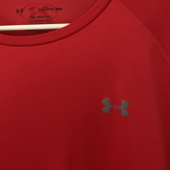 Men’s Under Armour Red XXL Tech Tee Shirt - Picture 2 of 6
